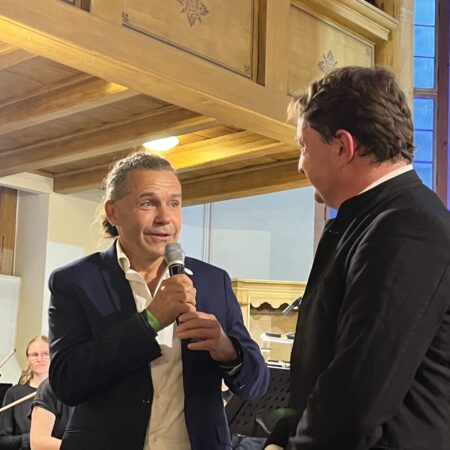 Timo Jacob im Gespräch mit Prod. Dr. Knut Andreas zur Veranstaltung Klassik am Weberplatz